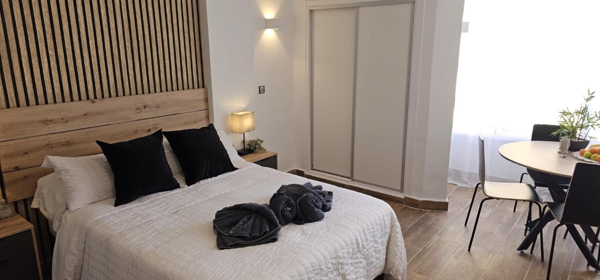 Namaste Modern Elegance City Center Apartment By Namaste Elite Torremolinos Ngoại thất bức ảnh